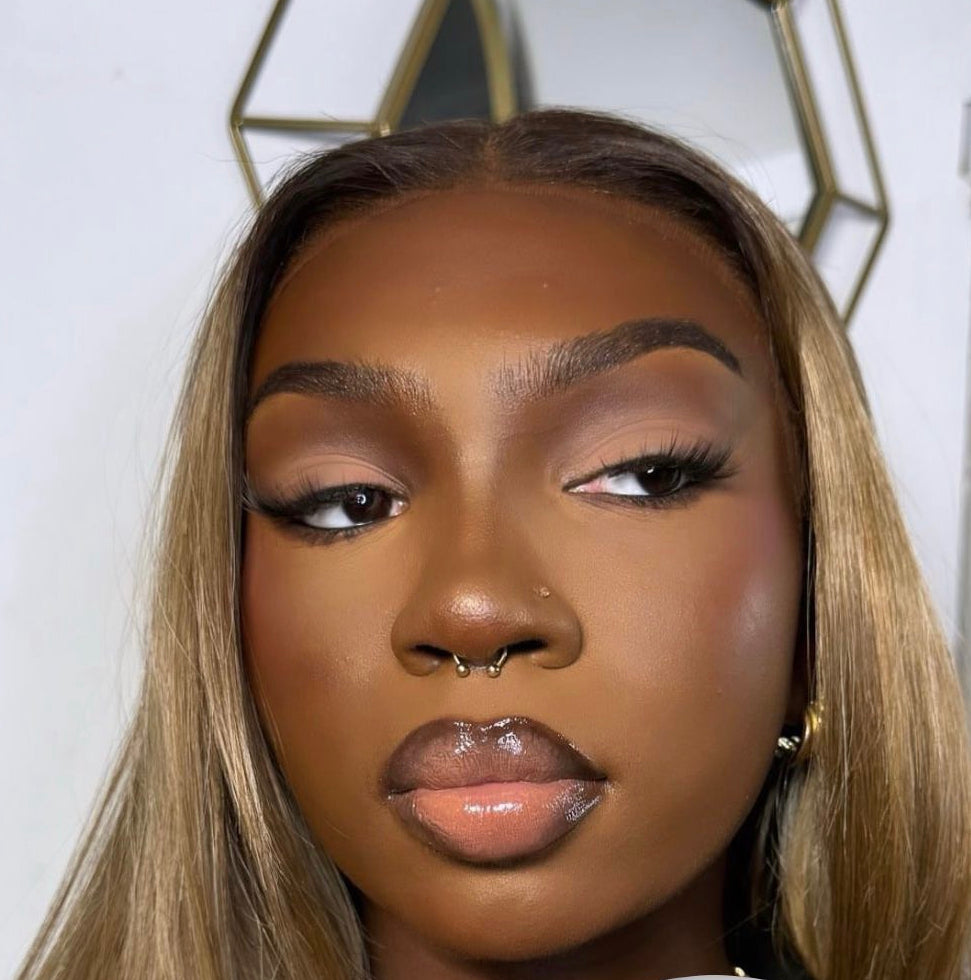 "WONDERFUL" LIP LINER